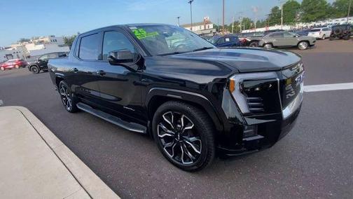 2025 GMC Sierra EV Denali