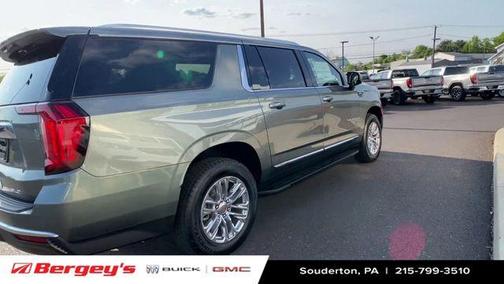 Frost 2023 GMC Yukon XL SLT