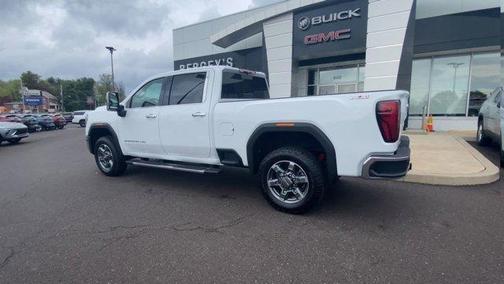 2025 GMC Sierra 2500 SLT