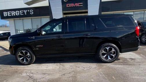 2025 GMC Yukon XL AT4