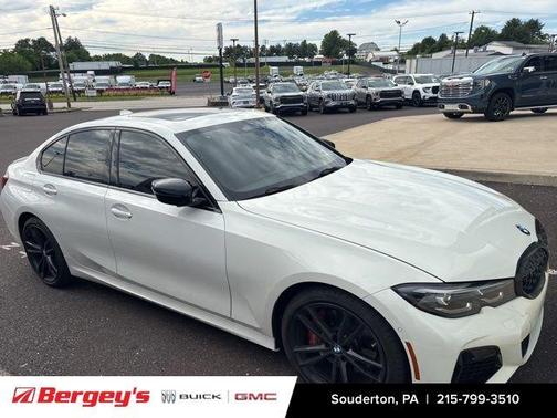 Alpine White 2022 BMW M340 i xDrive