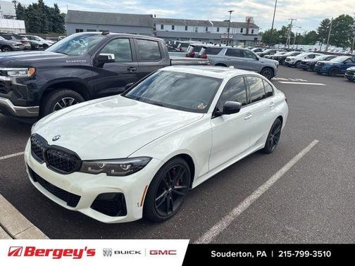 Alpine White 2022 BMW M340 i xDrive