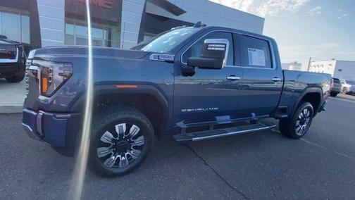 2025 GMC Sierra 2500 Denali