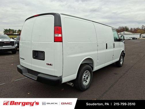 2025 GMC Savana 2500 Work Van