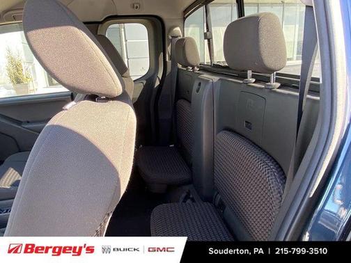 2015 Nissan Frontier SV