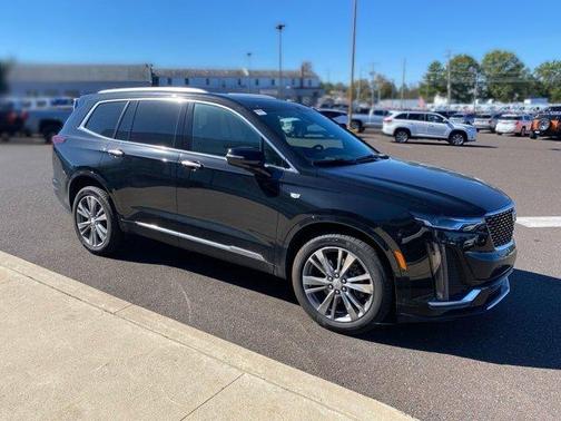 2025 Cadillac XT6 Premium Luxury AWD