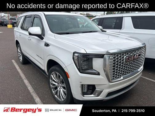 White Frost Tri-Coat 2023 GMC Yukon Denali