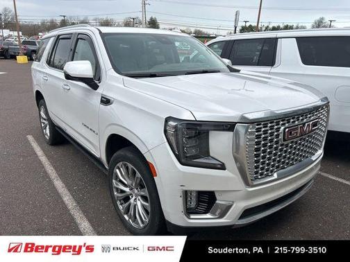 White Frost Tri-Coat 2023 GMC Yukon Denali