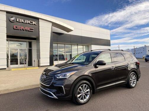 2018 Hyundai SANTA FE SE