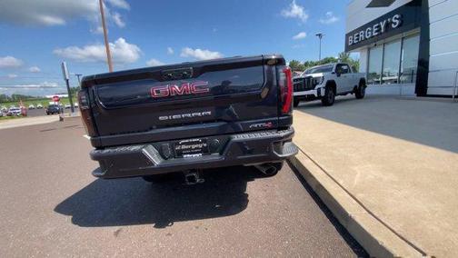 2025 GMC Sierra 2500 AT4