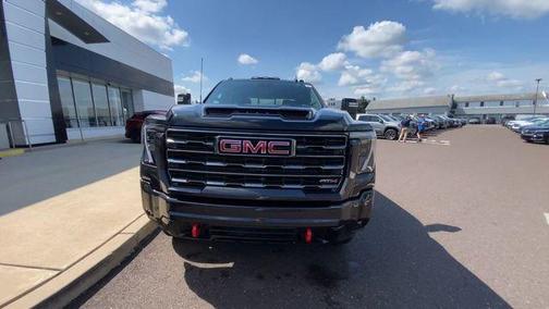 2025 GMC Sierra 2500 AT4