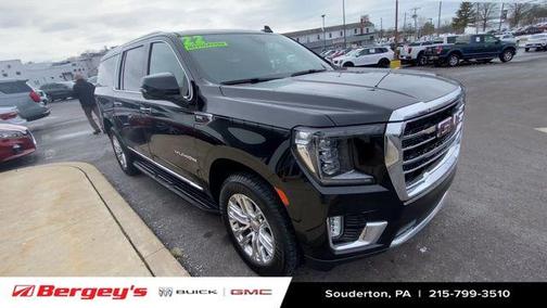 2022 GMC Yukon XL SLT