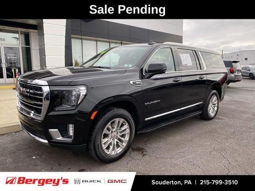 2022 GMC Yukon XL SLT