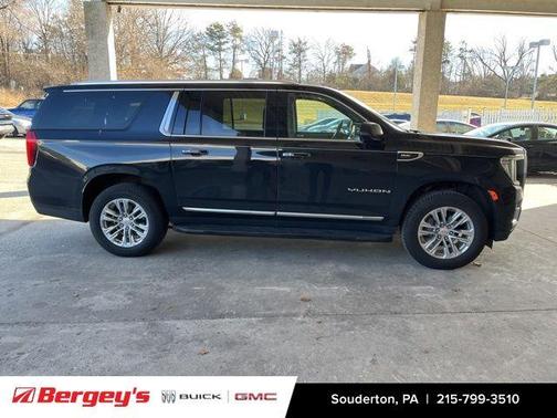 2022 GMC Yukon XL SLT