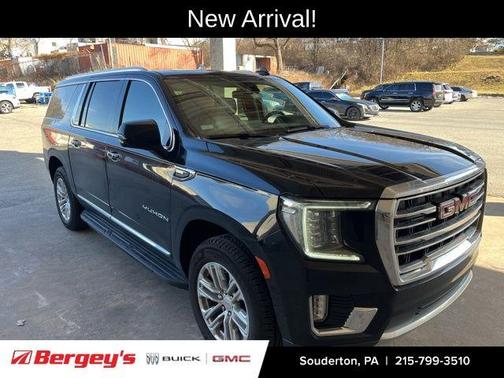 2022 GMC Yukon XL SLT