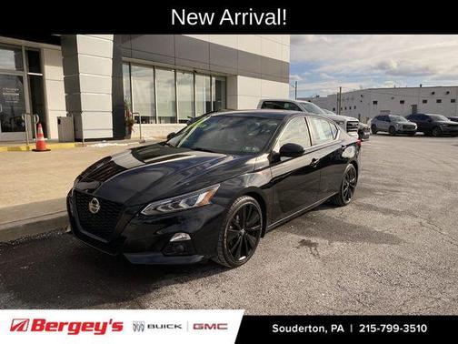 2022 Nissan Altima 2.5 SR