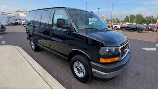 2025 GMC Savana 2500 LT