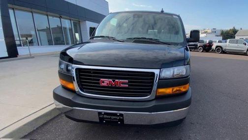 2025 GMC Savana 2500 LT