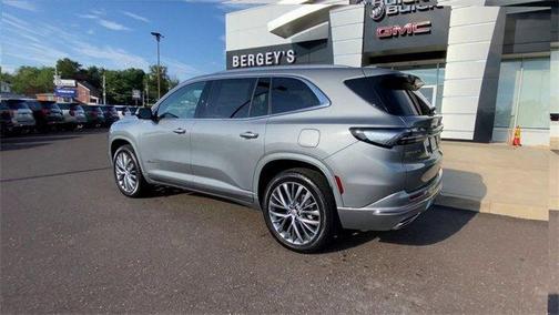 2025 Buick Enclave Avenir