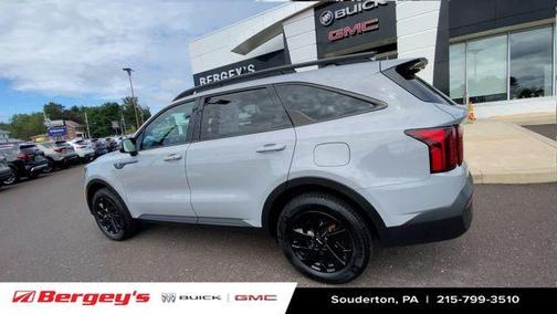2022 Kia Sorento S