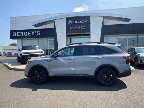 2022 Kia Sorento S