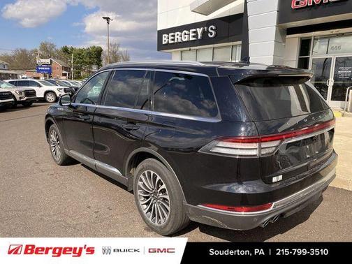 Infinite Black Metallic 2022 Lincoln Aviator Standard AWD