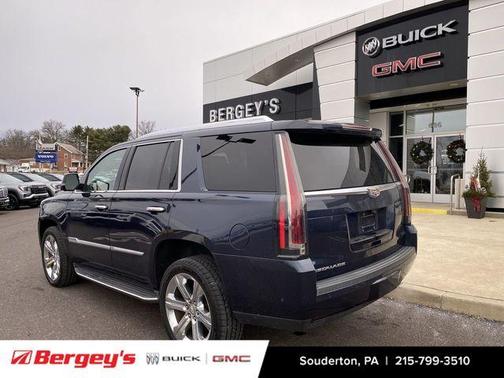 2019 Cadillac Escalade Luxury