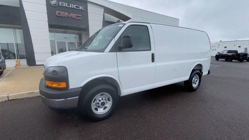 2025 GMC Savana 2500 Work Van