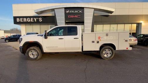 2025 GMC Sierra 2500 Pro