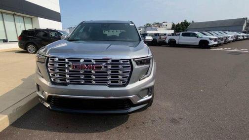 2025 GMC Acadia Denali