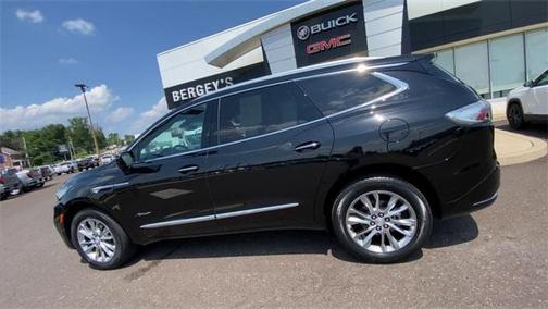 2022 Buick Enclave Avenir