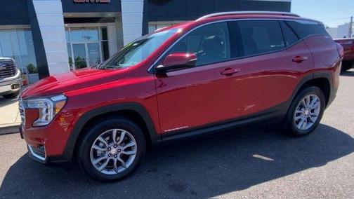 2024 GMC Terrain SLT