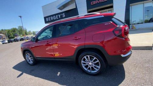 2024 GMC Terrain SLT