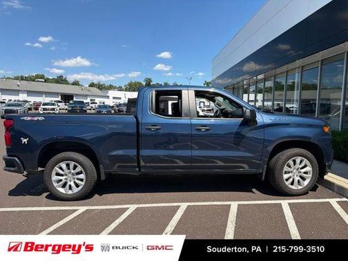 Northsky Blue Metallic 2022 Chevrolet Silverado 1500 Limited Custom