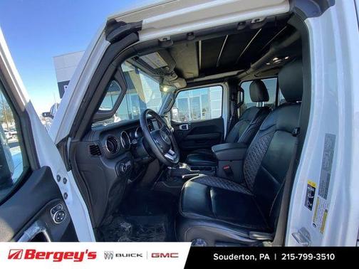 2022 Jeep Wrangler Unlimited Sahara High Altitude