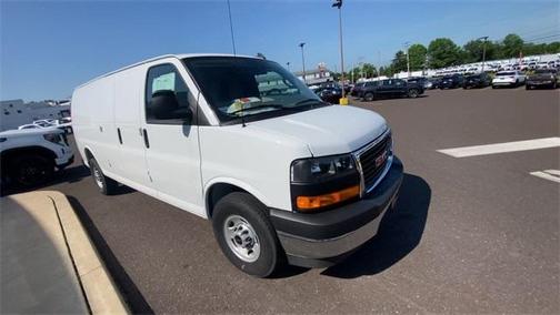 2025 GMC Savana 3500 Work Van