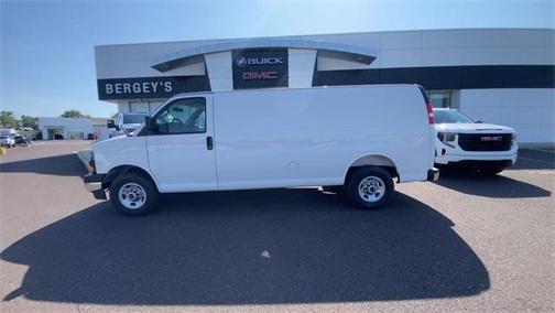 2025 GMC Savana 3500 Work Van