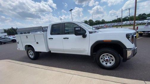 2025 GMC Sierra 3500 Pro
