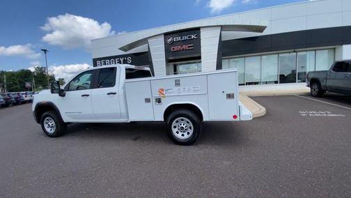 2025 GMC Sierra 3500 Pro
