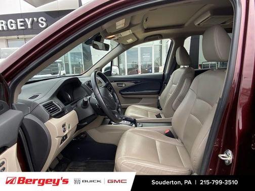 Deep Scarlet Pearl 2020 Honda Pilot Touring 7-Passenger