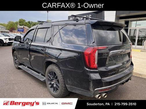 Onyx Black 2023 GMC Yukon AT4