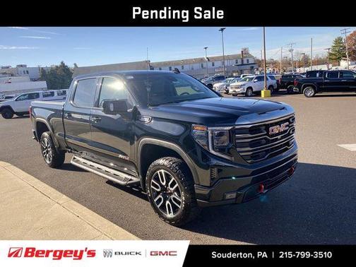 2023 GMC Sierra 1500 AT4