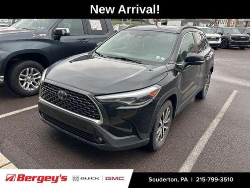 Jet Black 2023 Toyota Corolla Cross XLE