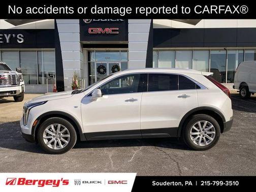 2023 Cadillac XT4 Luxury