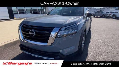 2022 Nissan Pathfinder SL