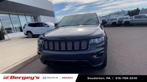 2017 Jeep Grand Cherokee Altitude