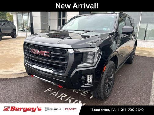 Onyx Black 2022 GMC Yukon AT4