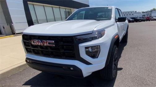 2025 GMC Canyon Elevation