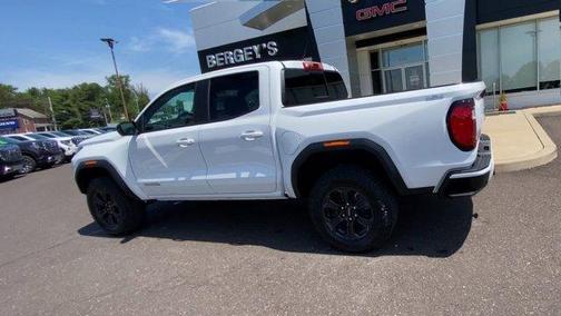 2025 GMC Canyon Elevation