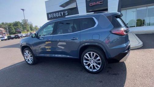 2025 GMC Acadia Denali